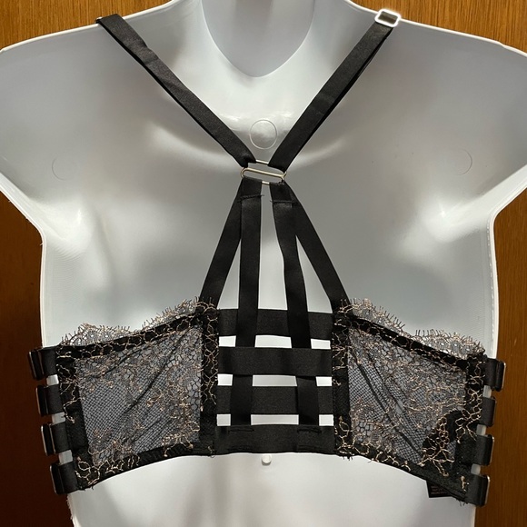 Victoria’s Secret very sexy push-up - Picture 7 of 8